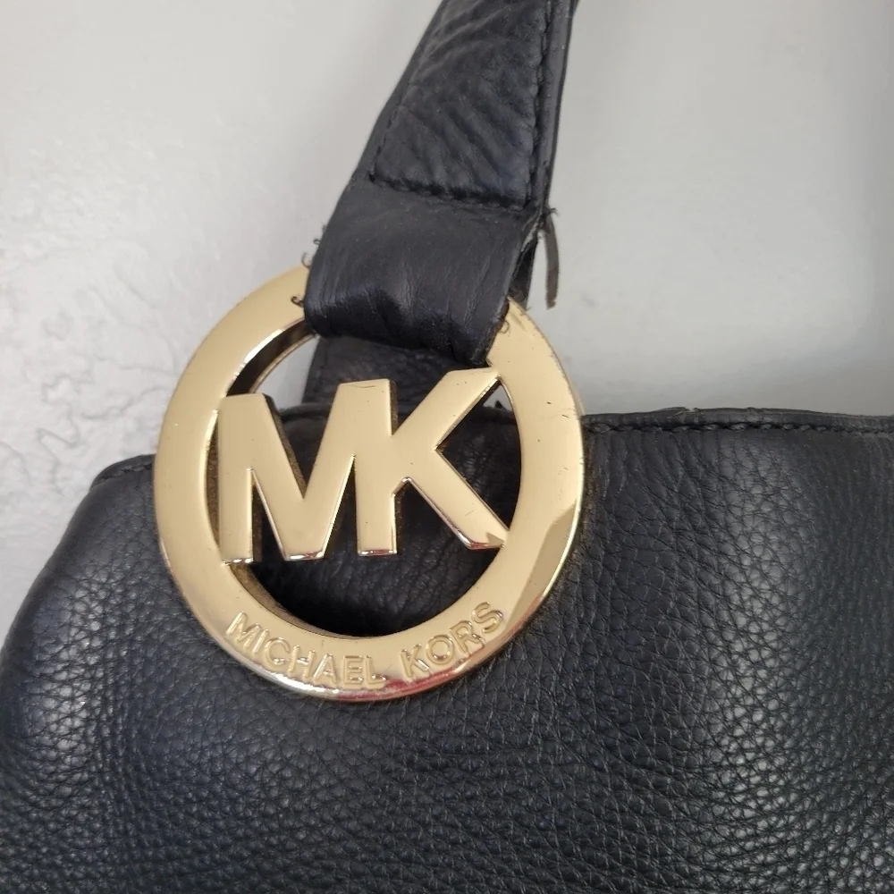 Michael Kors MK Black Pebbled Leather Shoulder Bag Purse Gold Designer Large